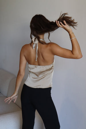 Lumière Ring Halter